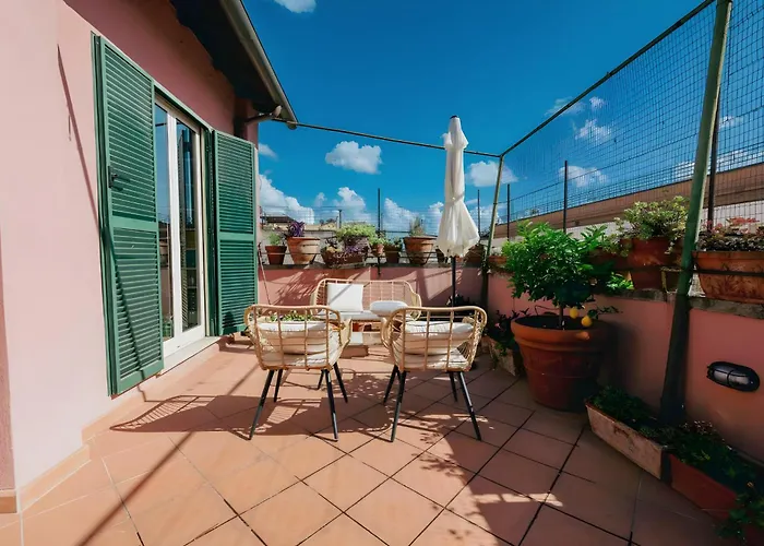 Elegantis Monti Penthouse With Private Terrace And Colosseum View * Roma