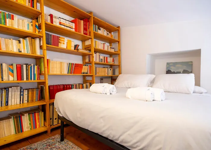 Elegantis Monti Penthouse With Private Terrace And Colosseum View * Roma
