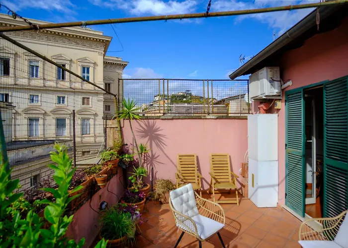 Elegantis Monti Penthouse With Private Terrace And Colosseum View Rome